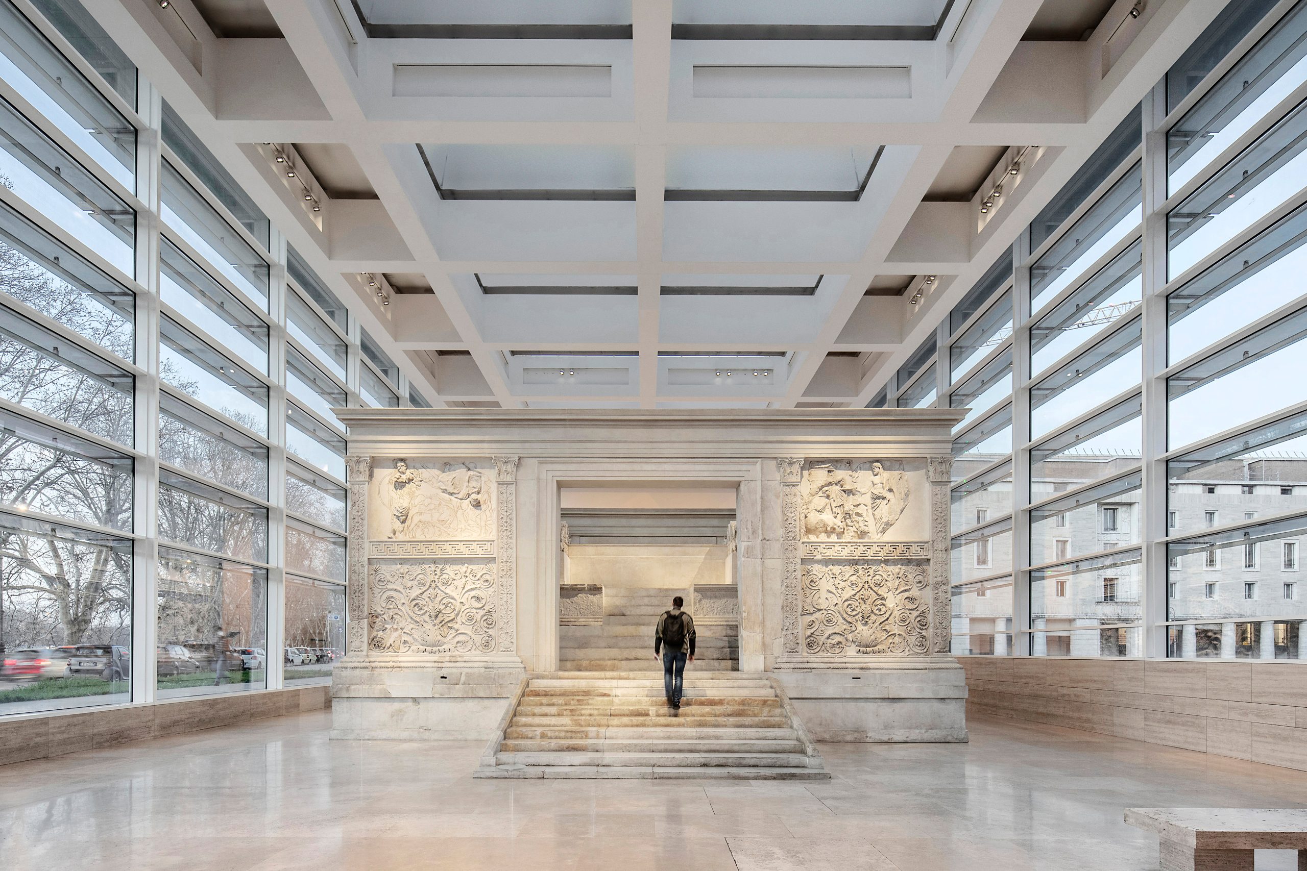 New Ara Pacis lighting in Roma by Bvlgari