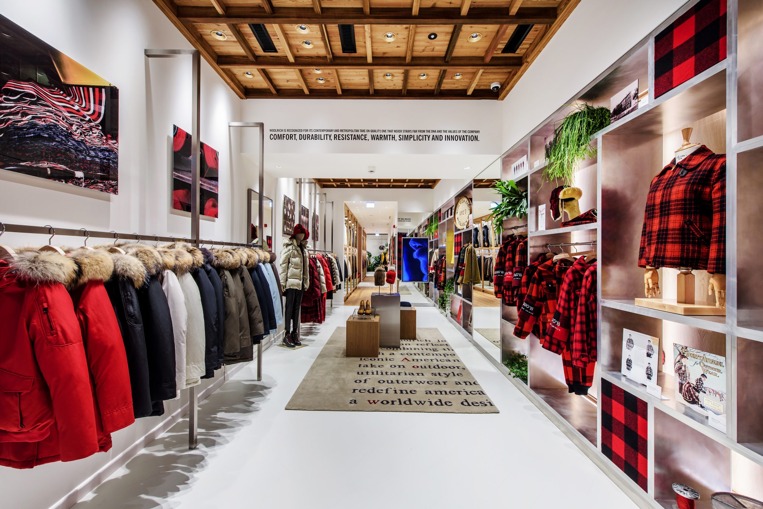 Woolrich store in Roma