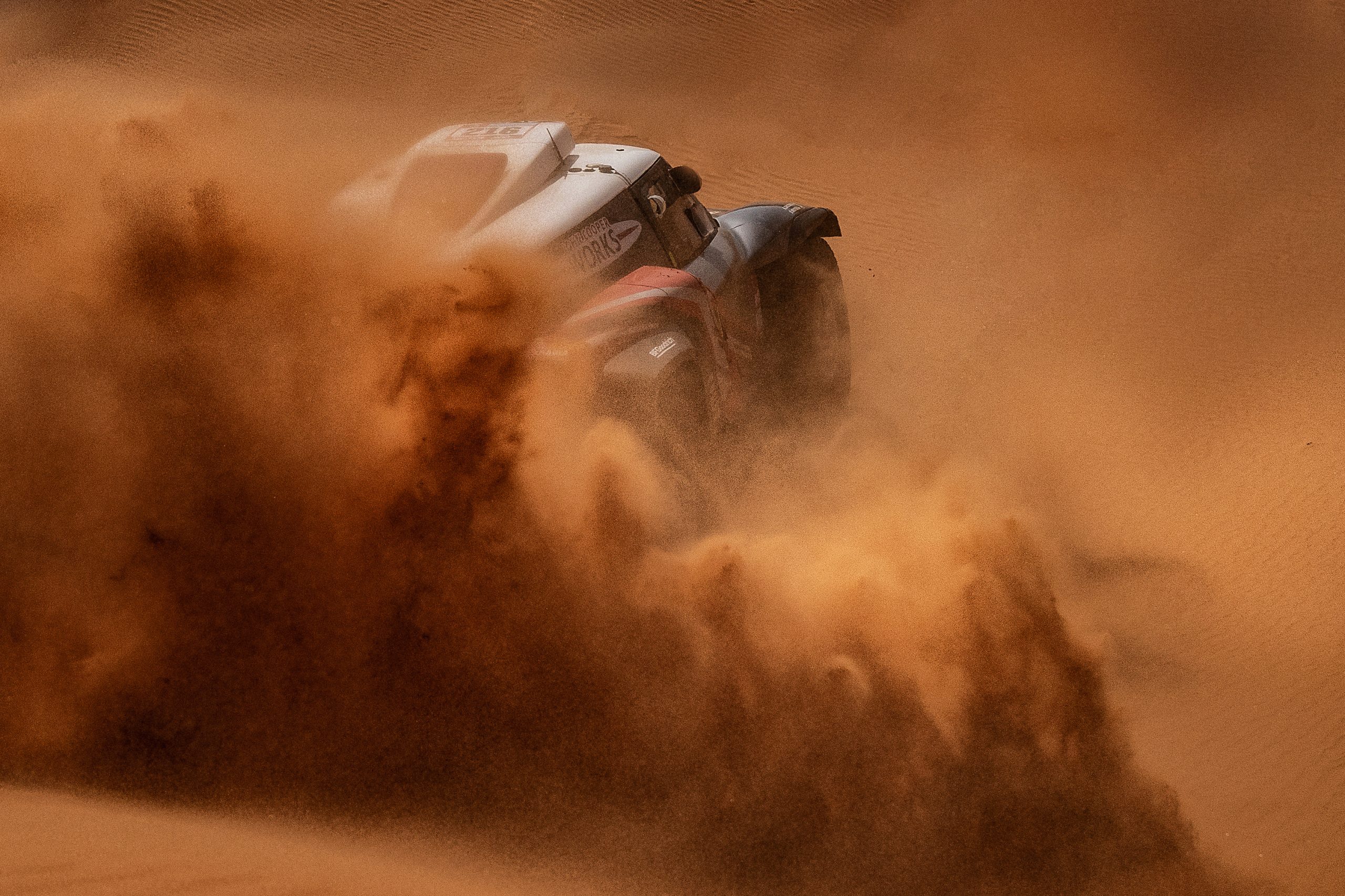 Dakar Rally 2022 in Saudi Arabian desert