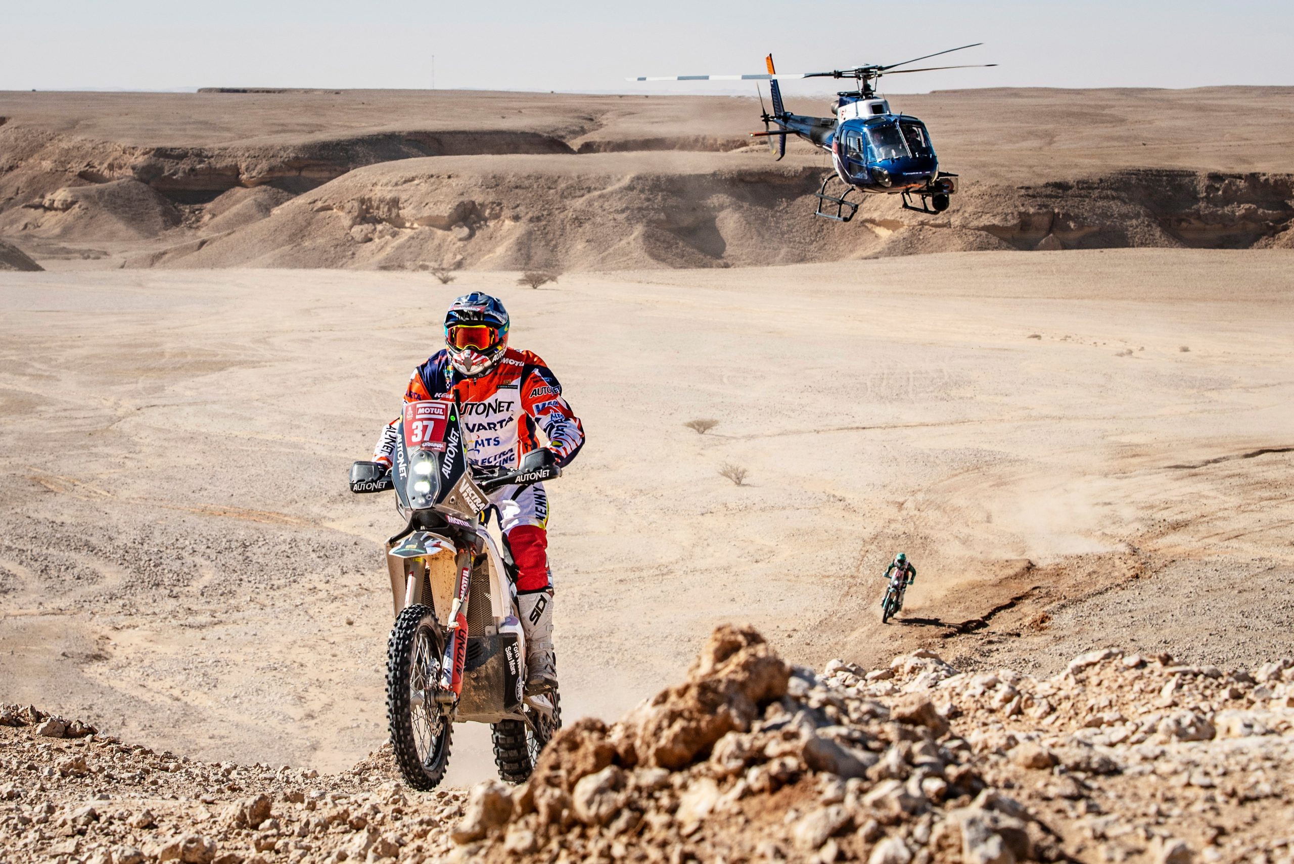 Dakar Rally 2022 in Saudi Arabian desert