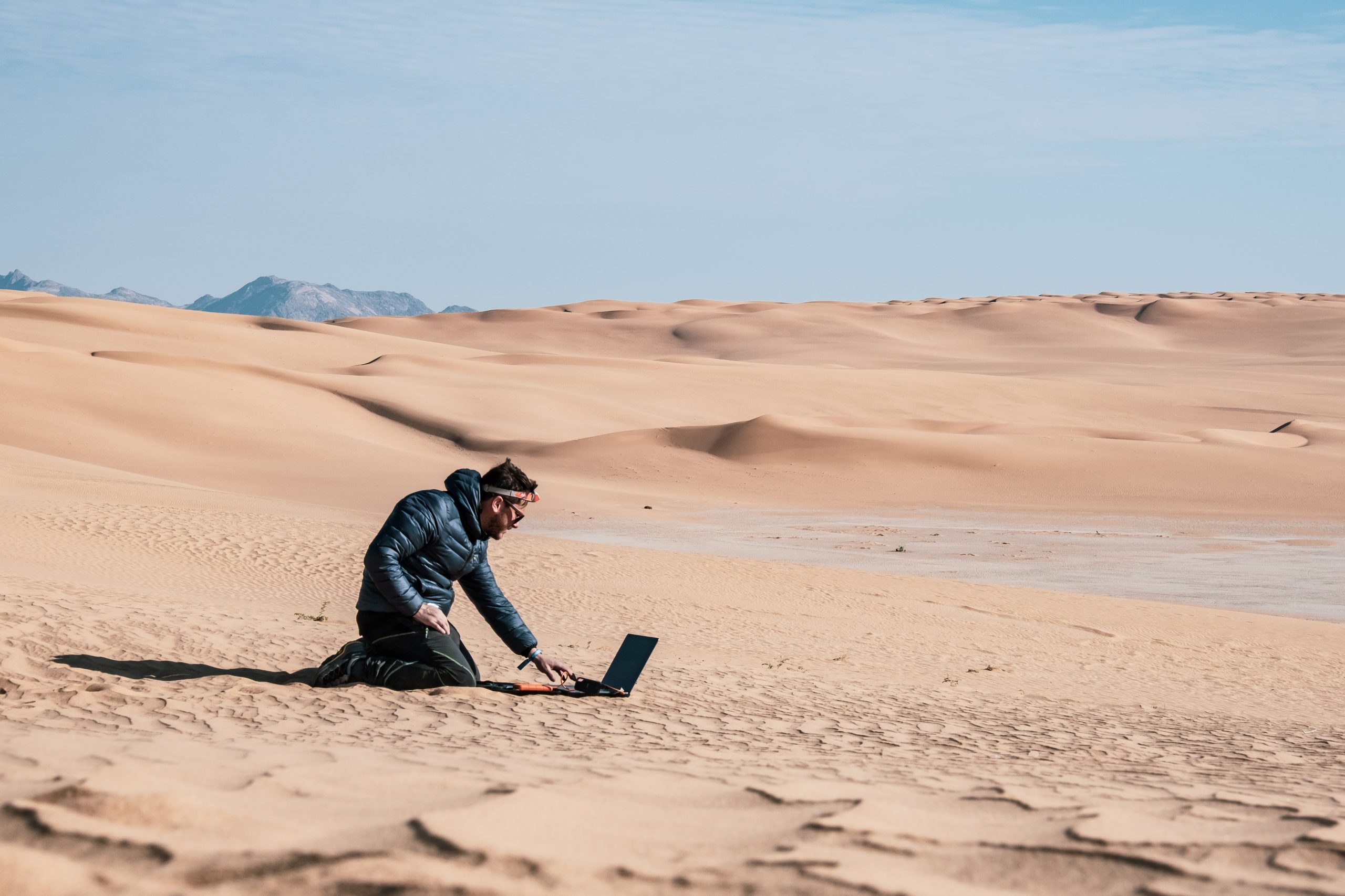 Dakar Rally 2022 in Saudi Arabian desert